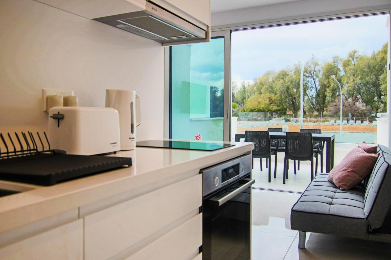 Phaedrus Living - Seaside Luxury Flat Harbour 108 Lägenhet Paphos Exteriör bild